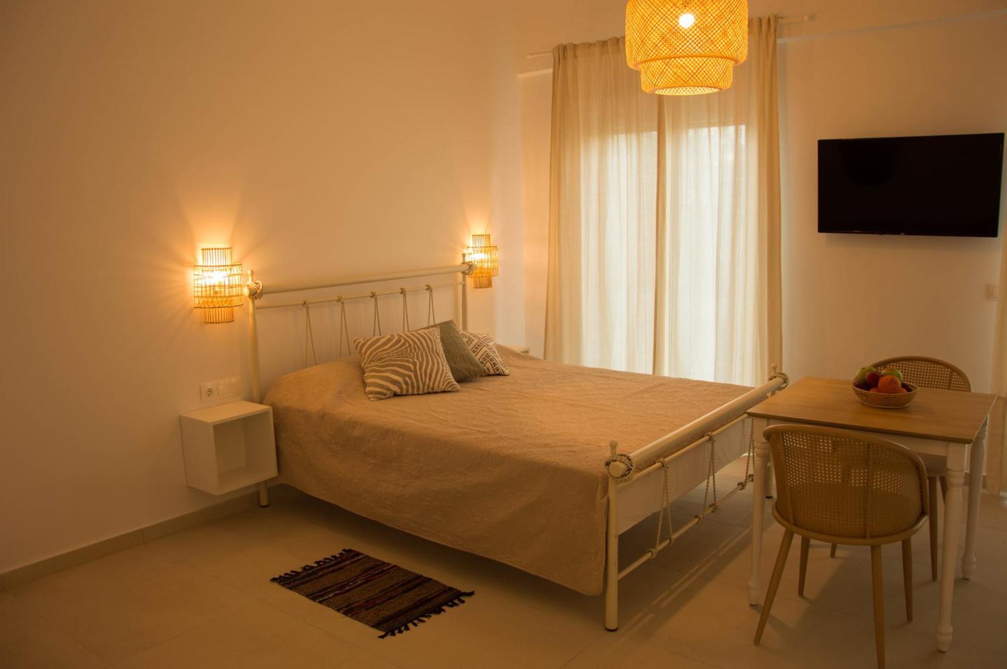 Aristidis Apartments Agios Georgios  Exterior photo